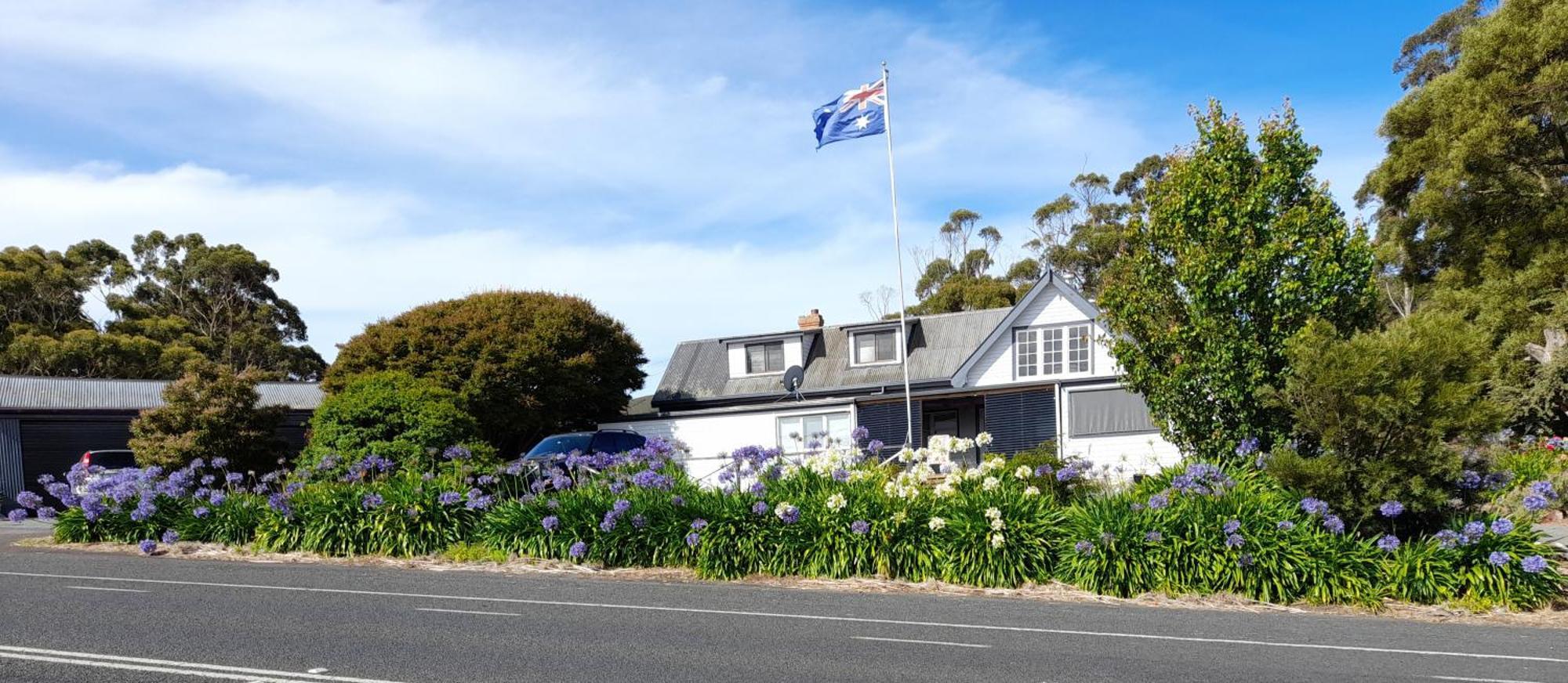 Old School Rocky Cape Guesthouse Exterior photo